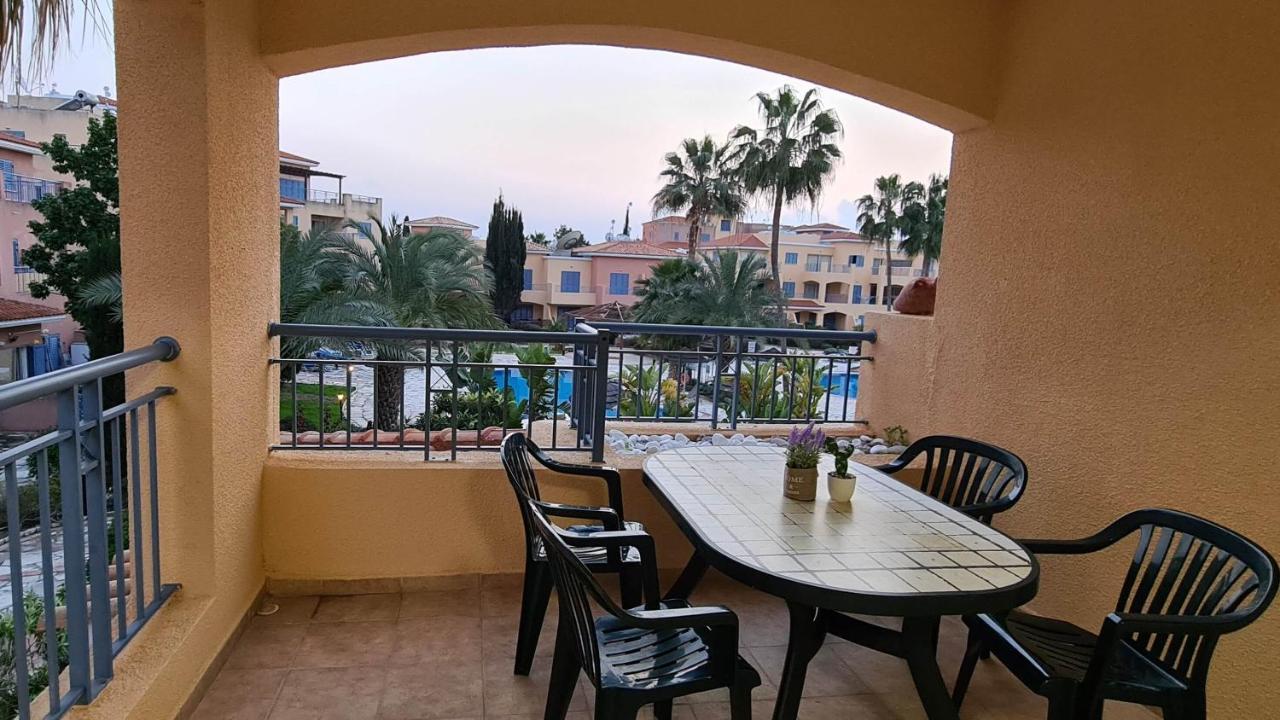 Sunny Limnaria Gardens 2 Bedroom Apartment Paphos Exterior photo